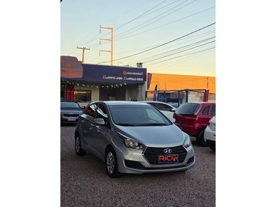 HYUNDAI HB20 1.0 COMFORT PLUS 12V FLEX 4P MANUAL HYUNDAI HB20 1.0 COMFORT PLUS 12V FLEX 4P MANUAL